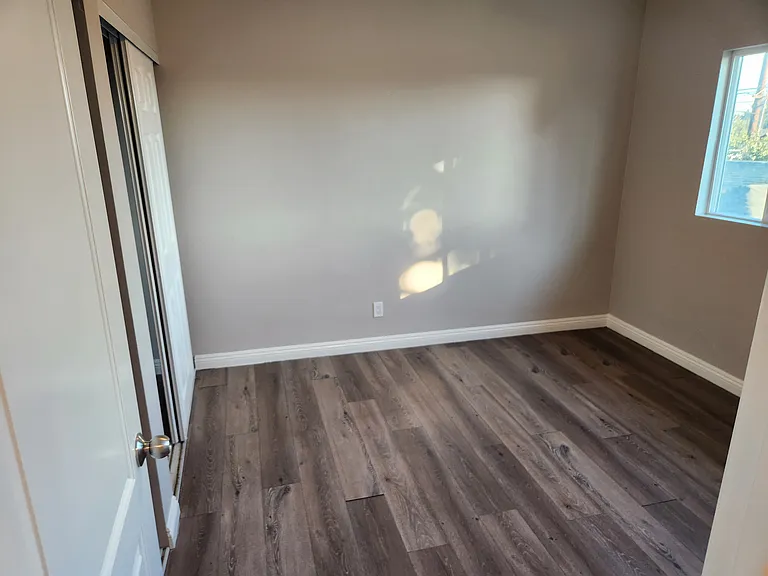 15001 Orange Ave #2 — Photo 17