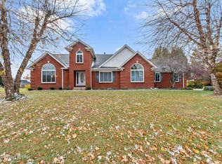 126 Deep Springs Dr, Bardstown, KY 40004