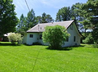 6940 Stanzil St, Three Lakes, WI 54562