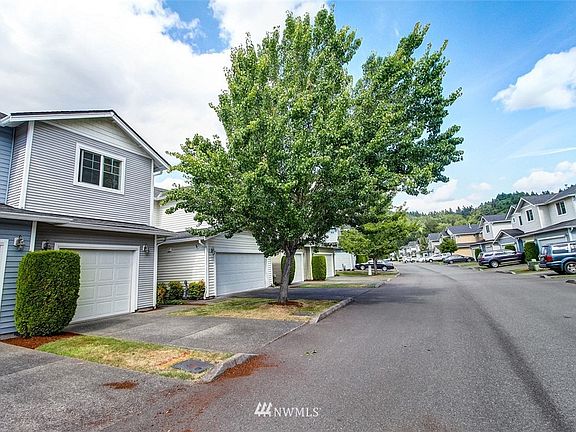 2nd image of 1241 51st Place NE #1802