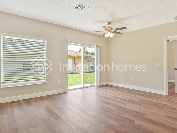 2nd image of 414 Long Dr