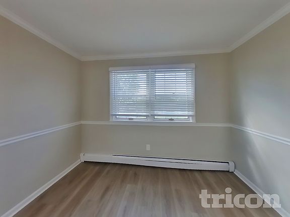 4th image of 2506 Oakland Dr