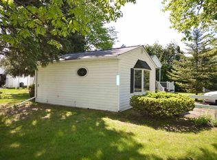 526 E Lincoln St, Boyne City, MI 49712