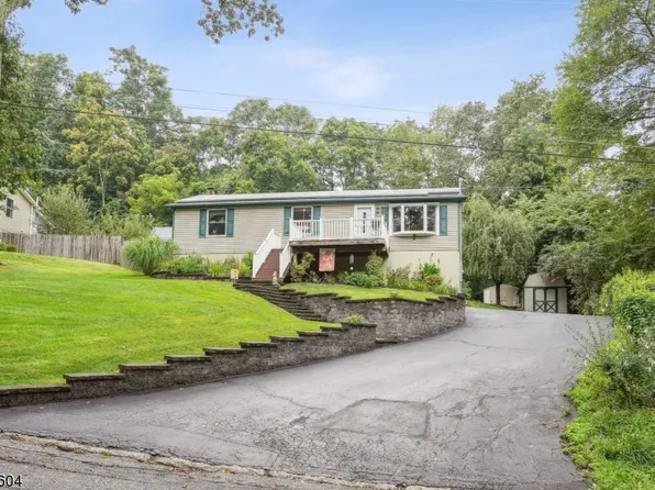 6 Greystone Ct, Wantage Twp., NJ 07461