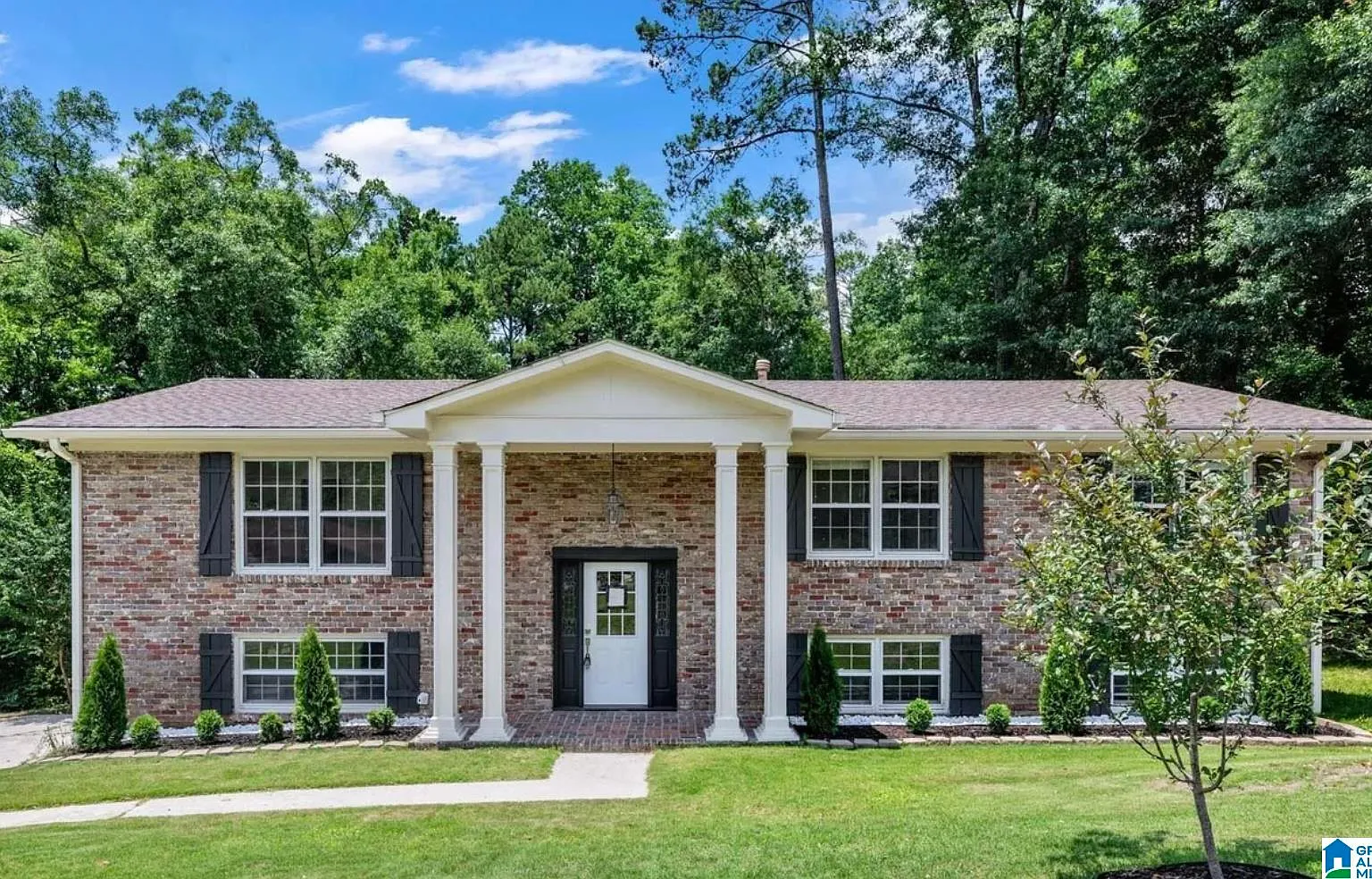 4 bed, 3.0 bath, 2632 sqft, $3,195 — Photo 1