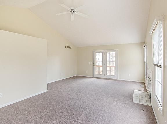 3rd image of 203 Pierce Lake Dr