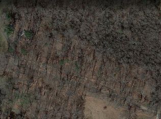 24 Old Schoolhouse Rd, Madison, CT 06443