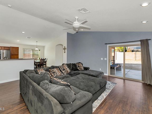 3rd image of 15528 N 158TH Lane