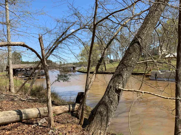 109 Cape Harbour Dr NW #2, Milledgeville, GA 31061