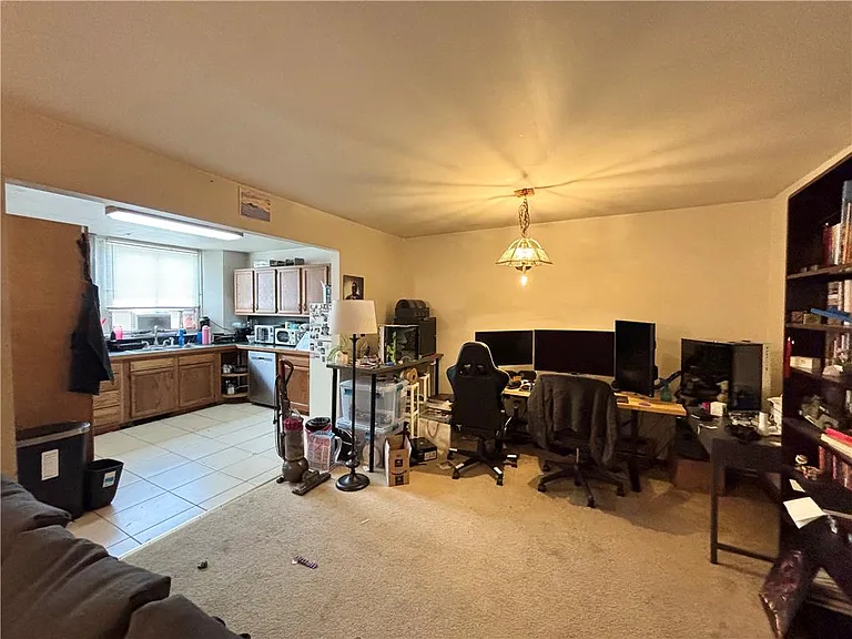 4033 W Grant St #2 — Photo 4