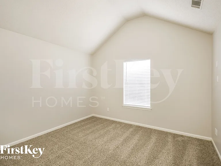 200 Windscape Dr — Photo 15