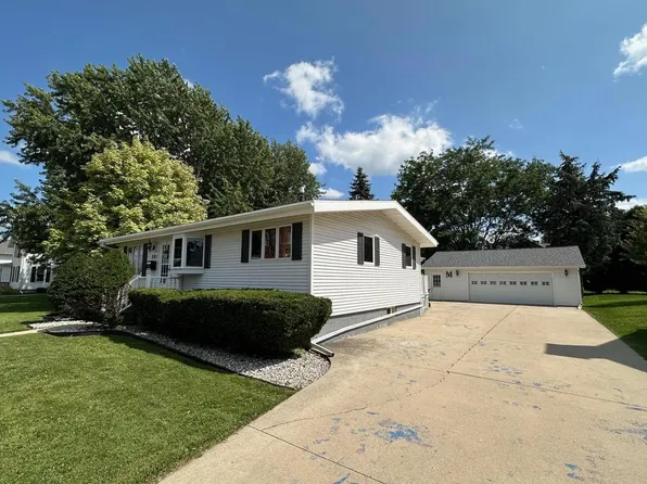 201 West Main Street, Waupun, WI 53963