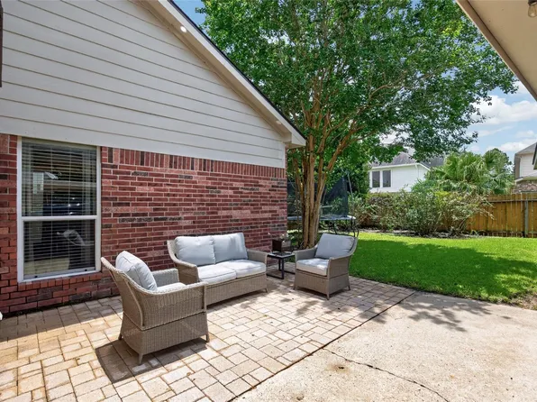2410 Falcon Knoll Ln, Katy, TX 77494