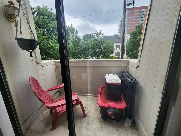 701 W 25th St #2 — Photo 9