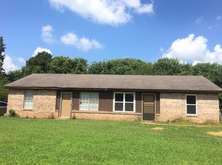 2801 Christmasville Rd, Jackson, TN 38305