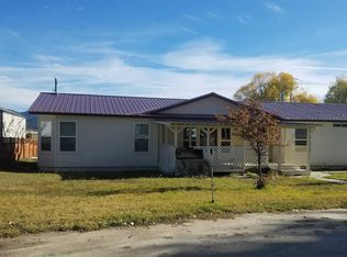 422 S Front St, Cascade, ID 83611