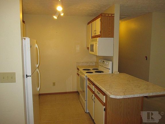 4th image of 1123-5 48th St