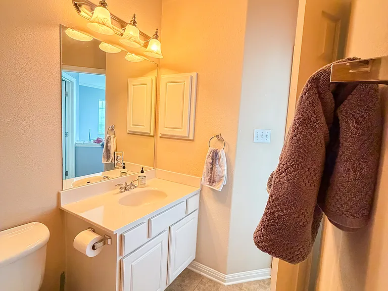 1101 E Parmer Ln #214 — Photo 17