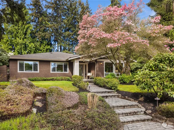 4703 91st Avenue SE, Mercer Island, WA 98040