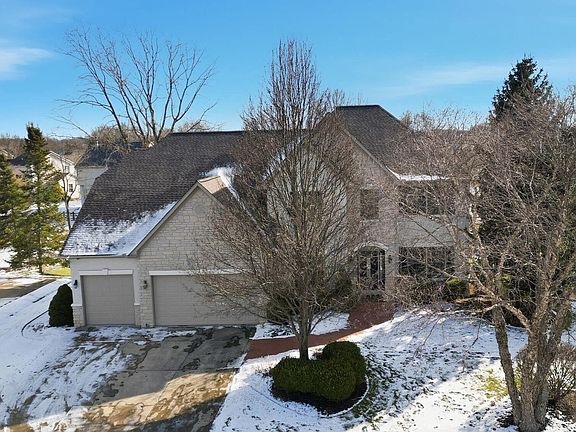 2nd image of 2642 Sandhurst Dr