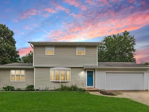 1401 Jasper Cir, Sun Prairie, WI 53590