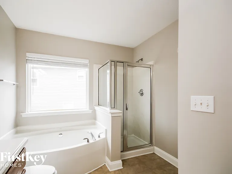 9626 Falling Stream Dr — Photo 8