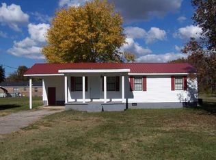 85 Claybrook Dr, Savannah, TN 38372