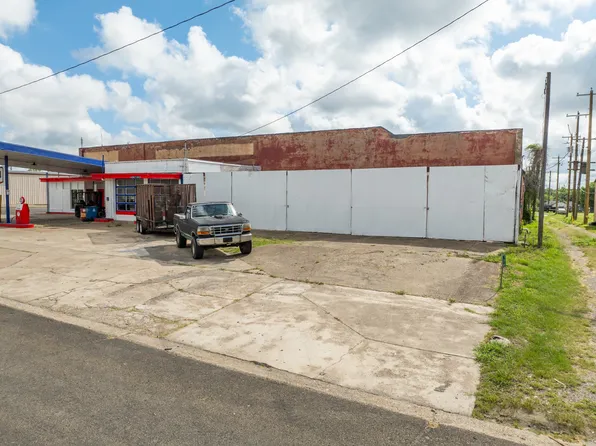 105 S Hill St, Itasca, TX 76055