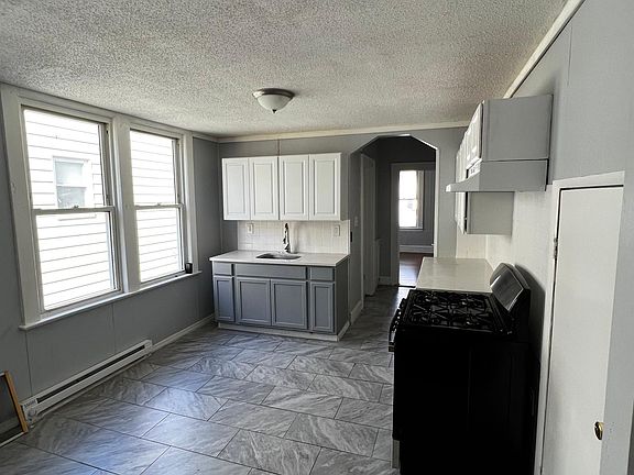 3rd image of 224 Eastern Pkwy #3R