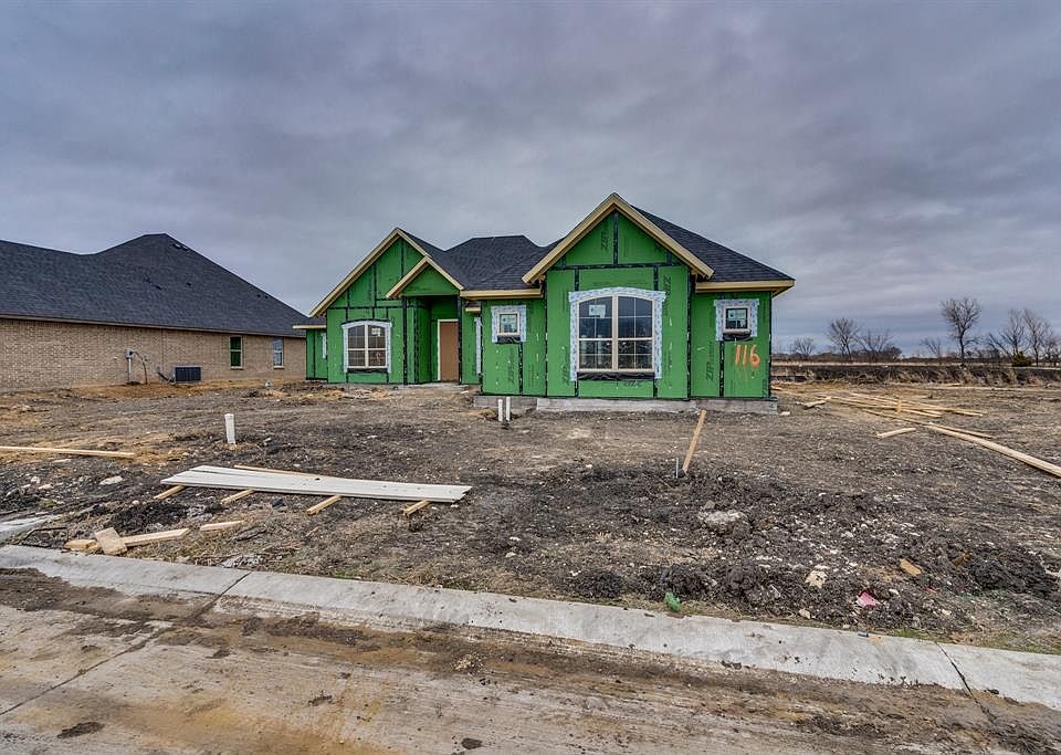 2nd image of 116 Katalina Ln
