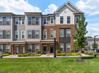 4 Sadie Cir #4205, Union Twp., NJ 07083