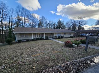 5241 N Spring Dr, Roanoke, VA