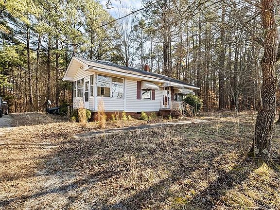 4th image of 6709 Garrett Rd