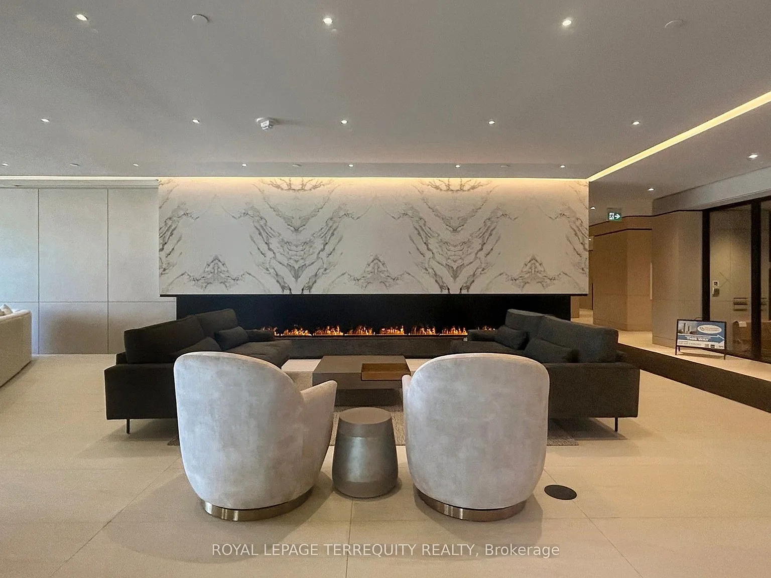 2 bed, $2,380 — Photo 4