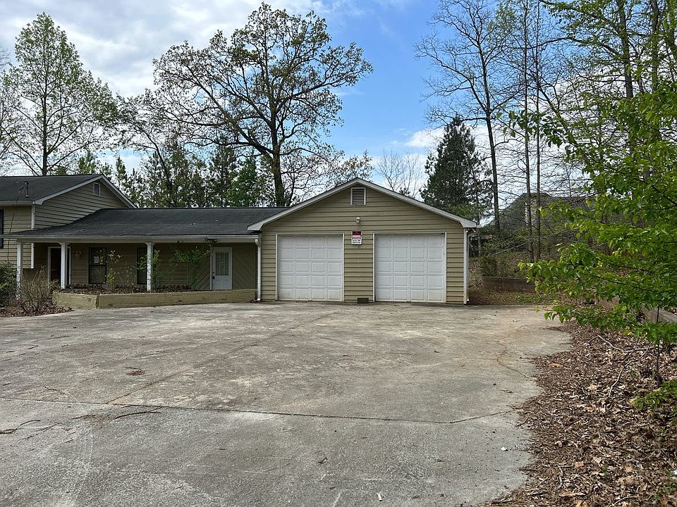2nd image of 6049 Williams Rd