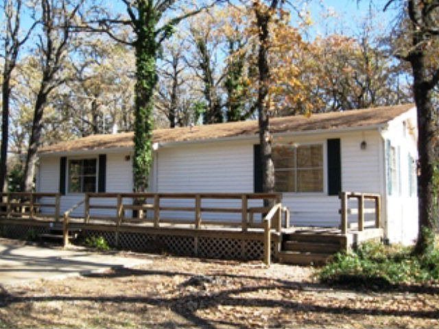 1st image of 124 Oak Haven Dr
