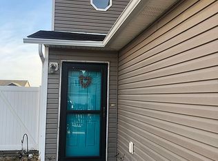 6932 Umpqua River Rd, Casper, WY 82604