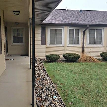 2nd image of 7402 Pinegrove Dr #76