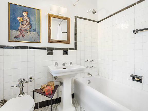 5th image of 127 W 96th St APT 11J