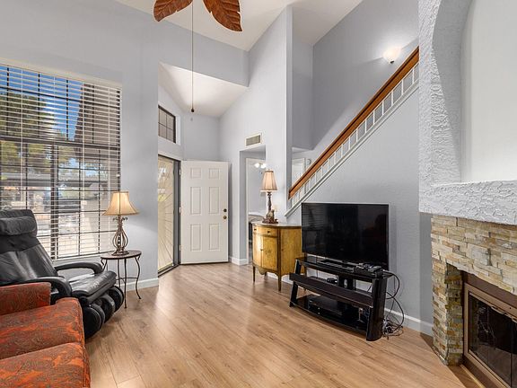 4th image of 1718 S Longmore St #44