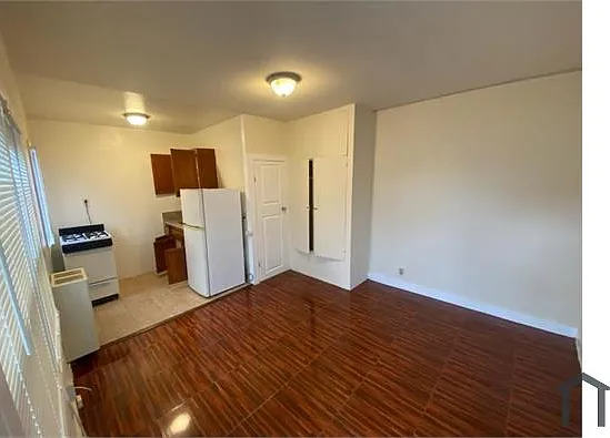1055 72nd Ave #5 — Photo 5