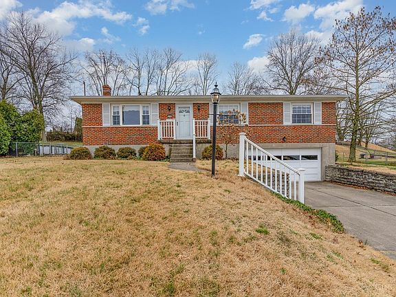 2nd image of 414 Hillbrook Dr