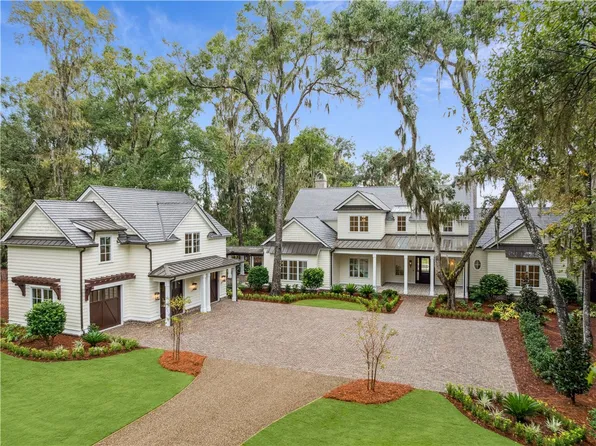 301 Saint Annies Lane St, Simons Island, GA 31522