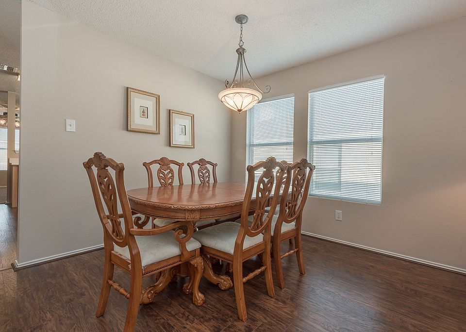 1st image of 2528 Shady Grove Ln