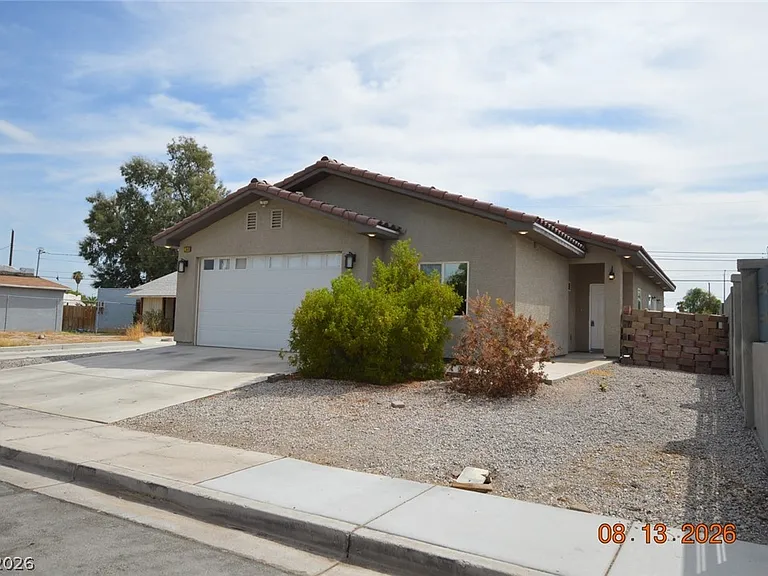 1840 Princeton St — Photo 1