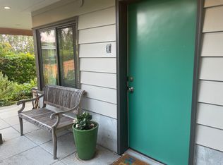 5825 Oberlin Ave NE, Seattle, WA 98105