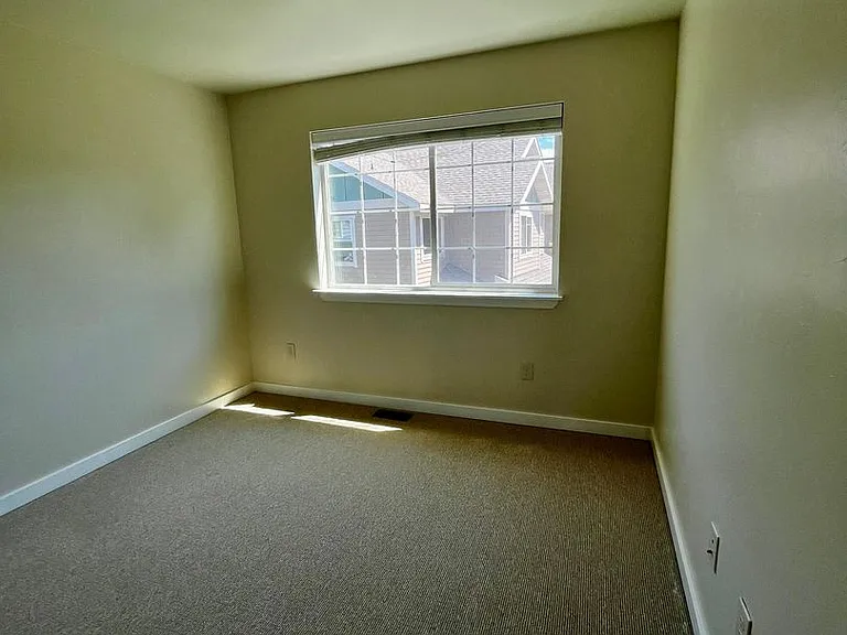 2752-96 Catalyst St — Photo 7