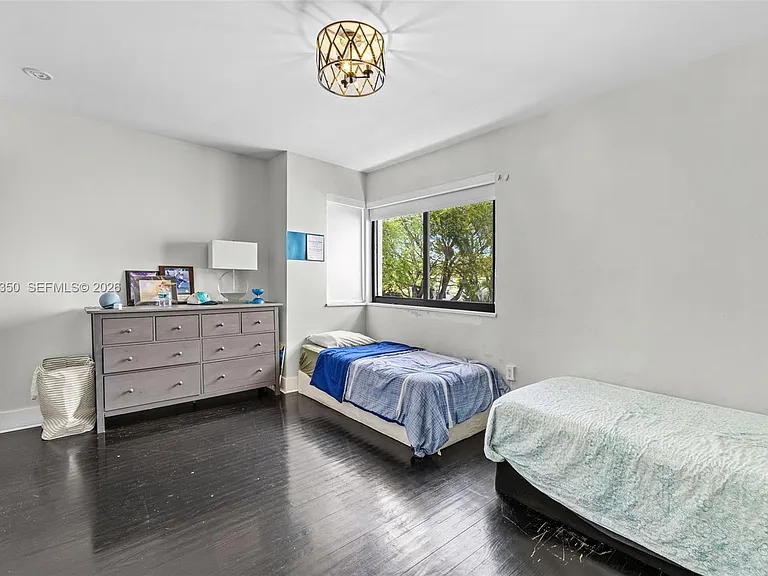 3420 Sheridan Ave — Photo 15