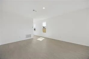 905 Silver Buckle Ln — Photo 4