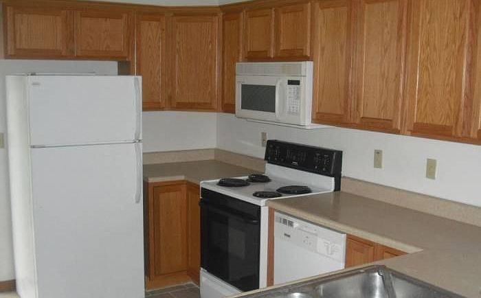 2nd image of 3983 Amelia Ave APT 2